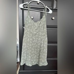 ABERCROMBIE & FITCH Floral Spring Dress